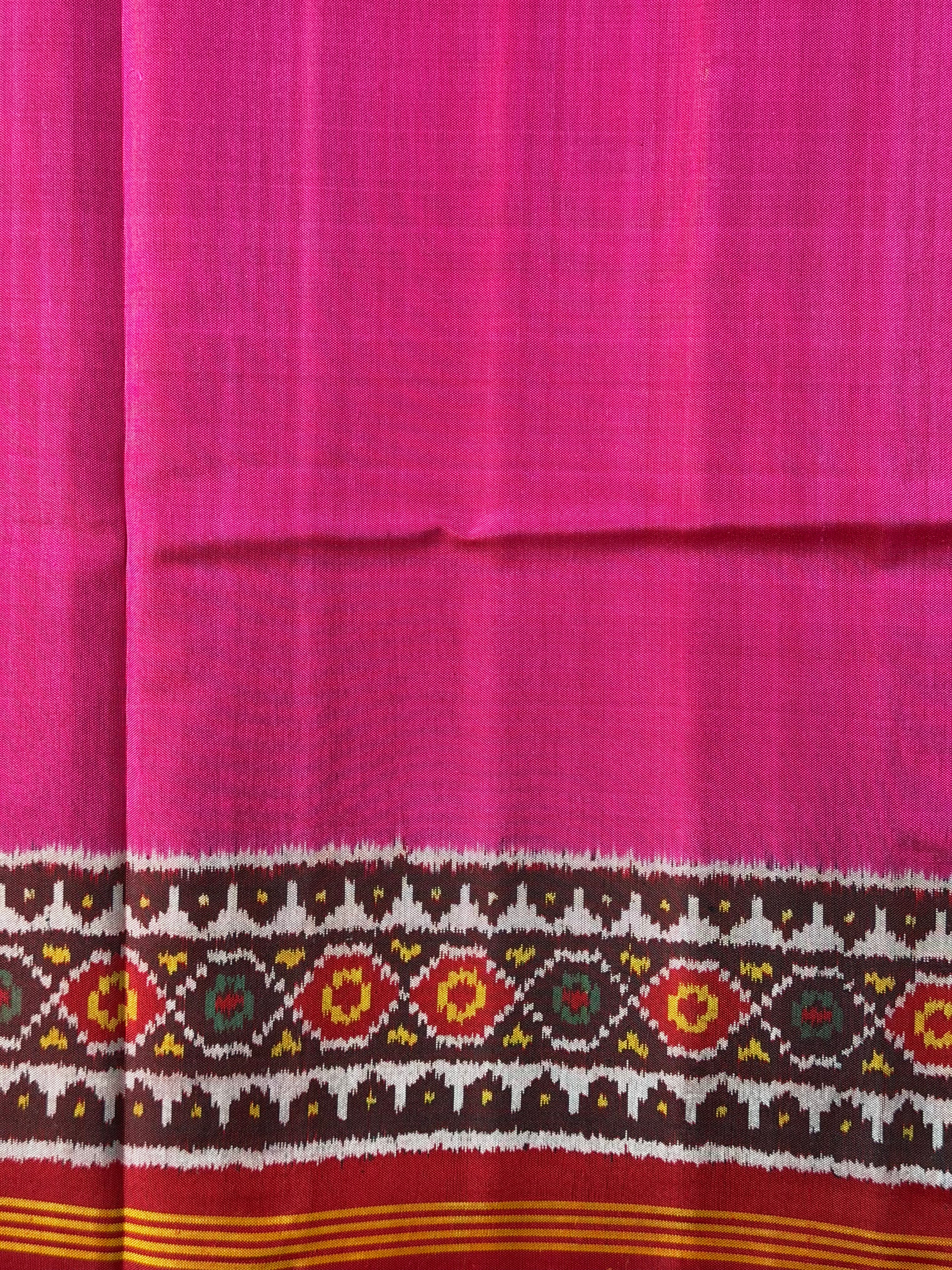 Plain Pink Gala Border With Designer Blouse Handwoven Patola Silk Saree