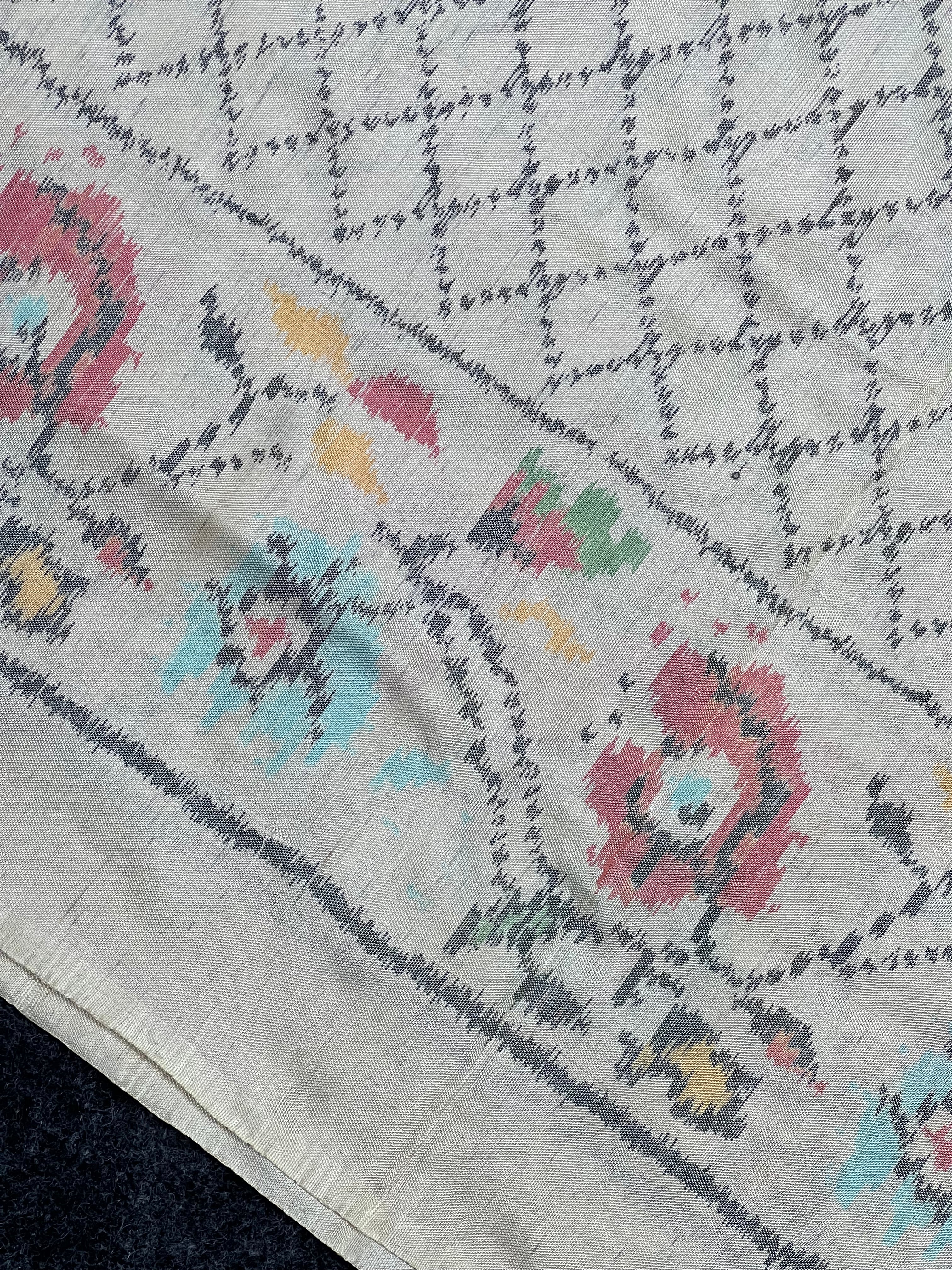 Off-White Exclusive Piece Handwoven Patola Silk Saree
