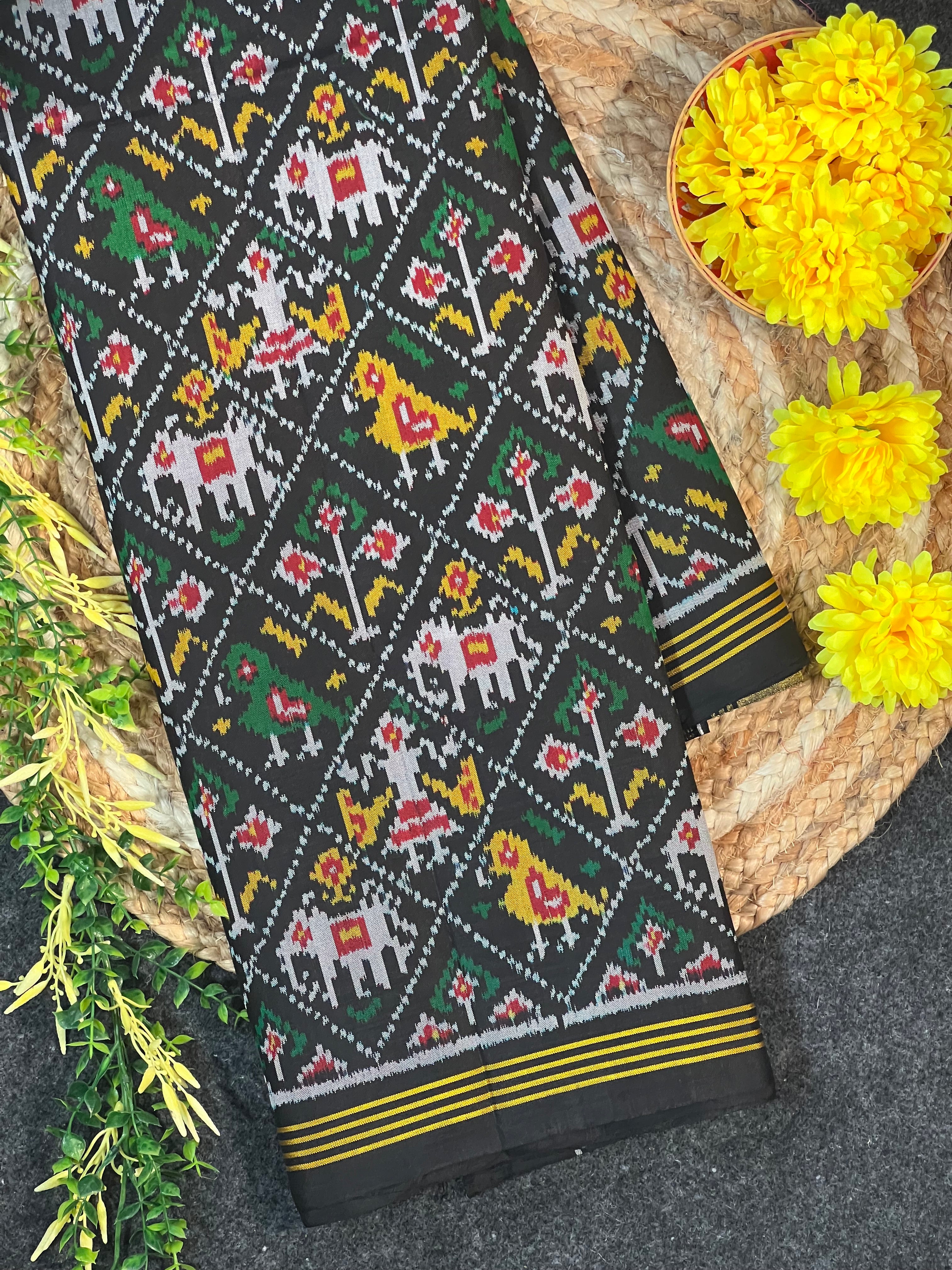 Narikunj Black Traditional Design Handwoven Patola Silk Saree
