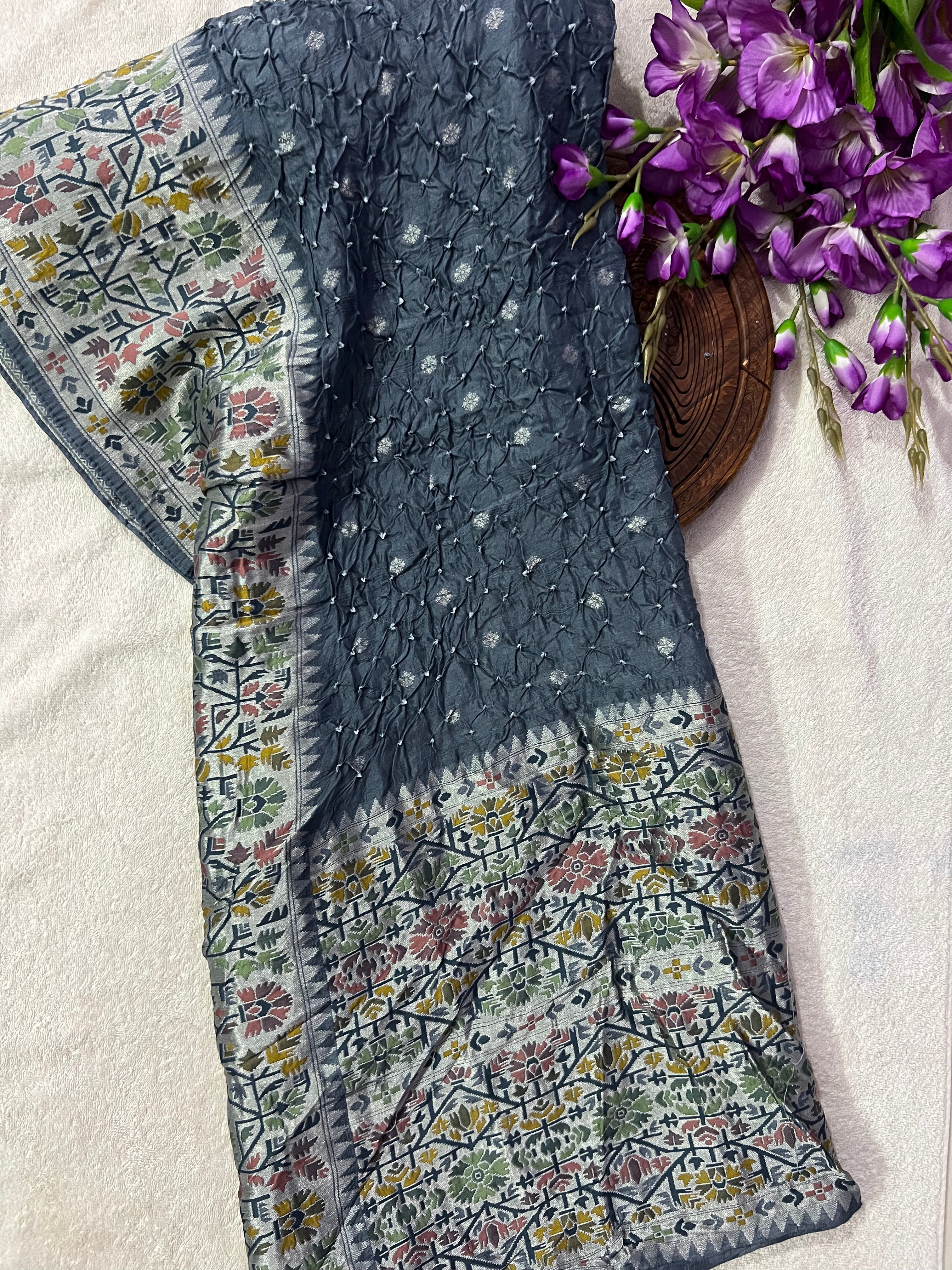 Tussar Bandhej Saree Main image