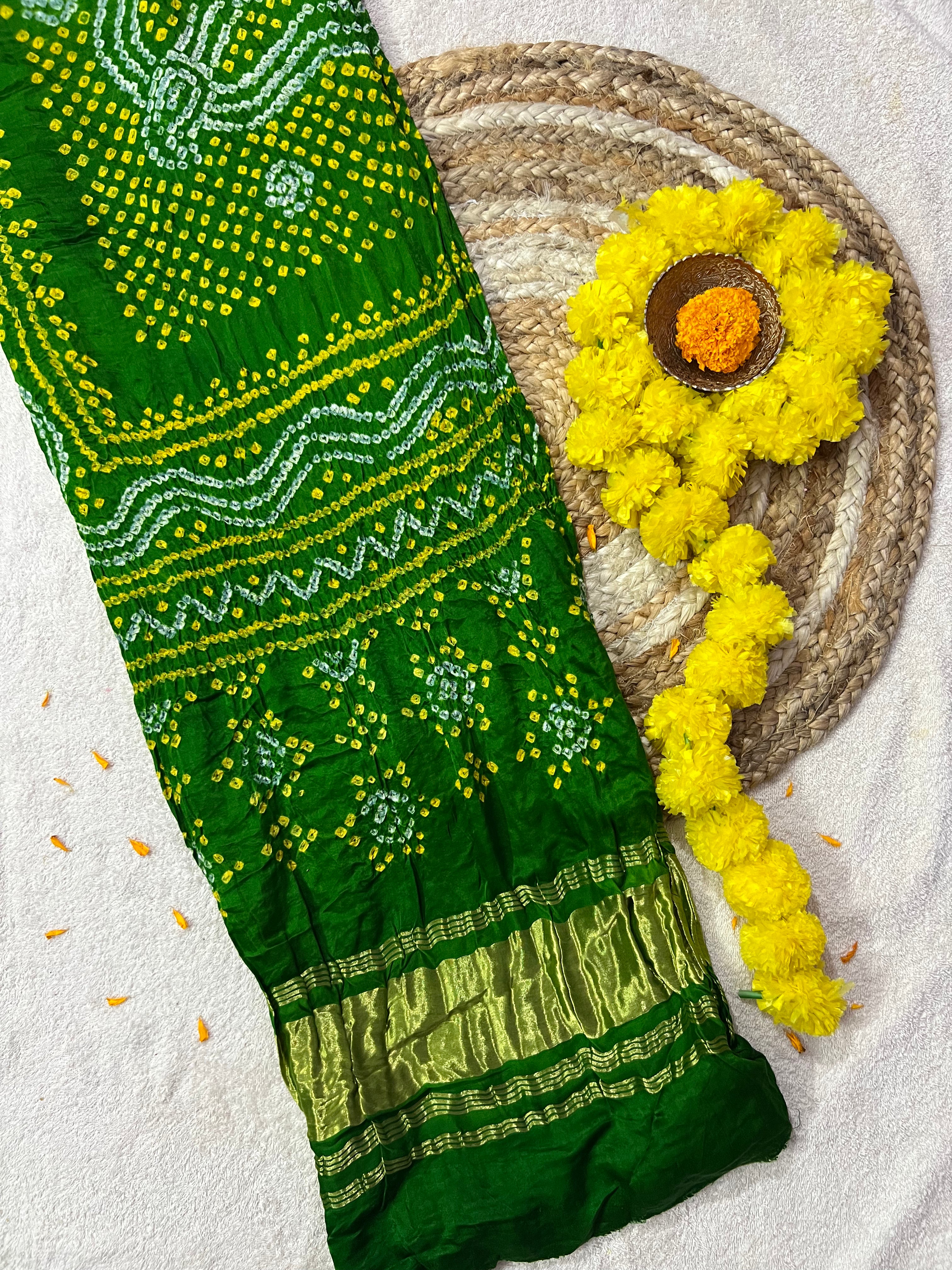 Gaji Silk Bandhej Dupatta Main image