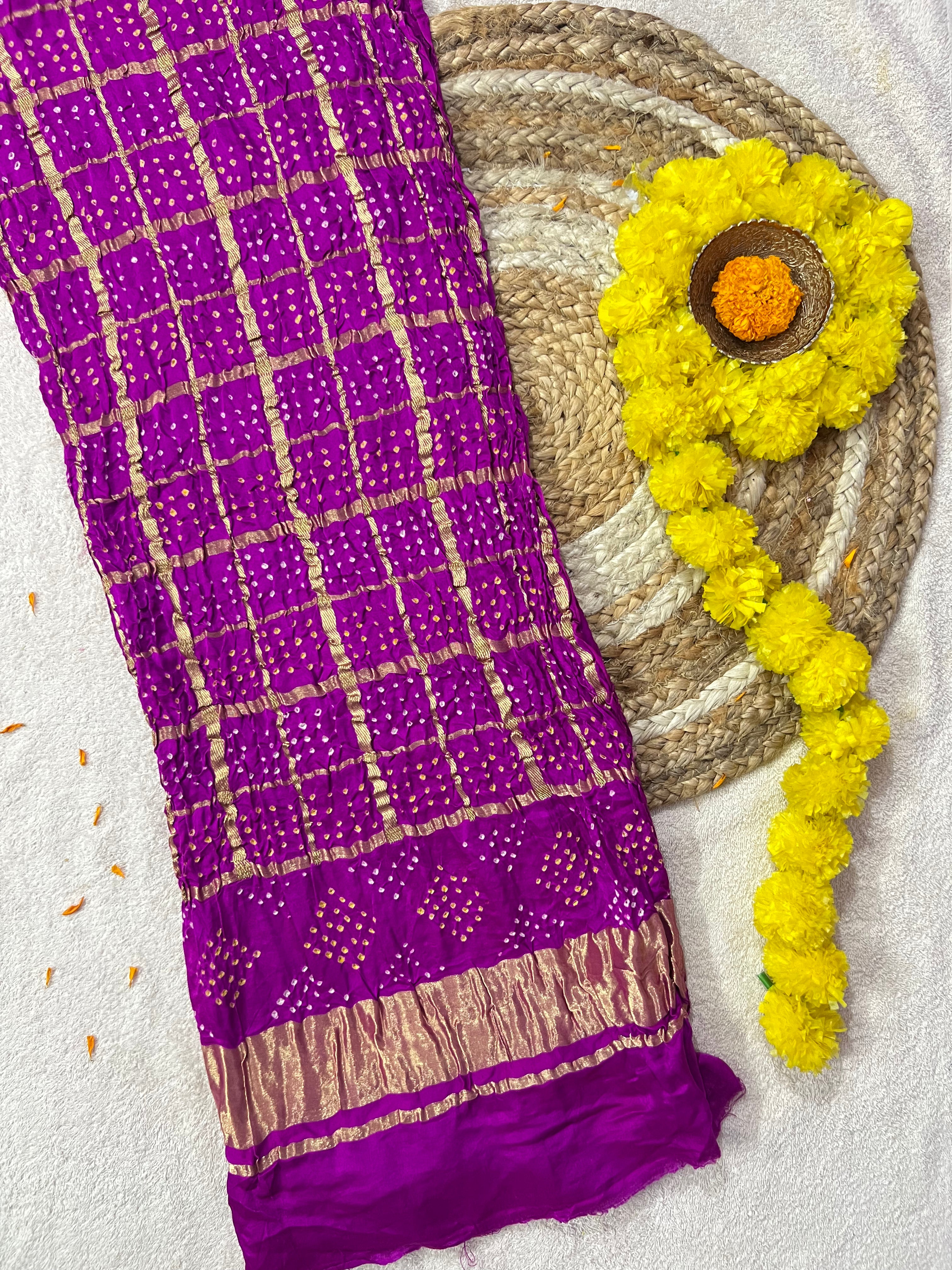 Gaji Silk Checks Bandhej Dupatta