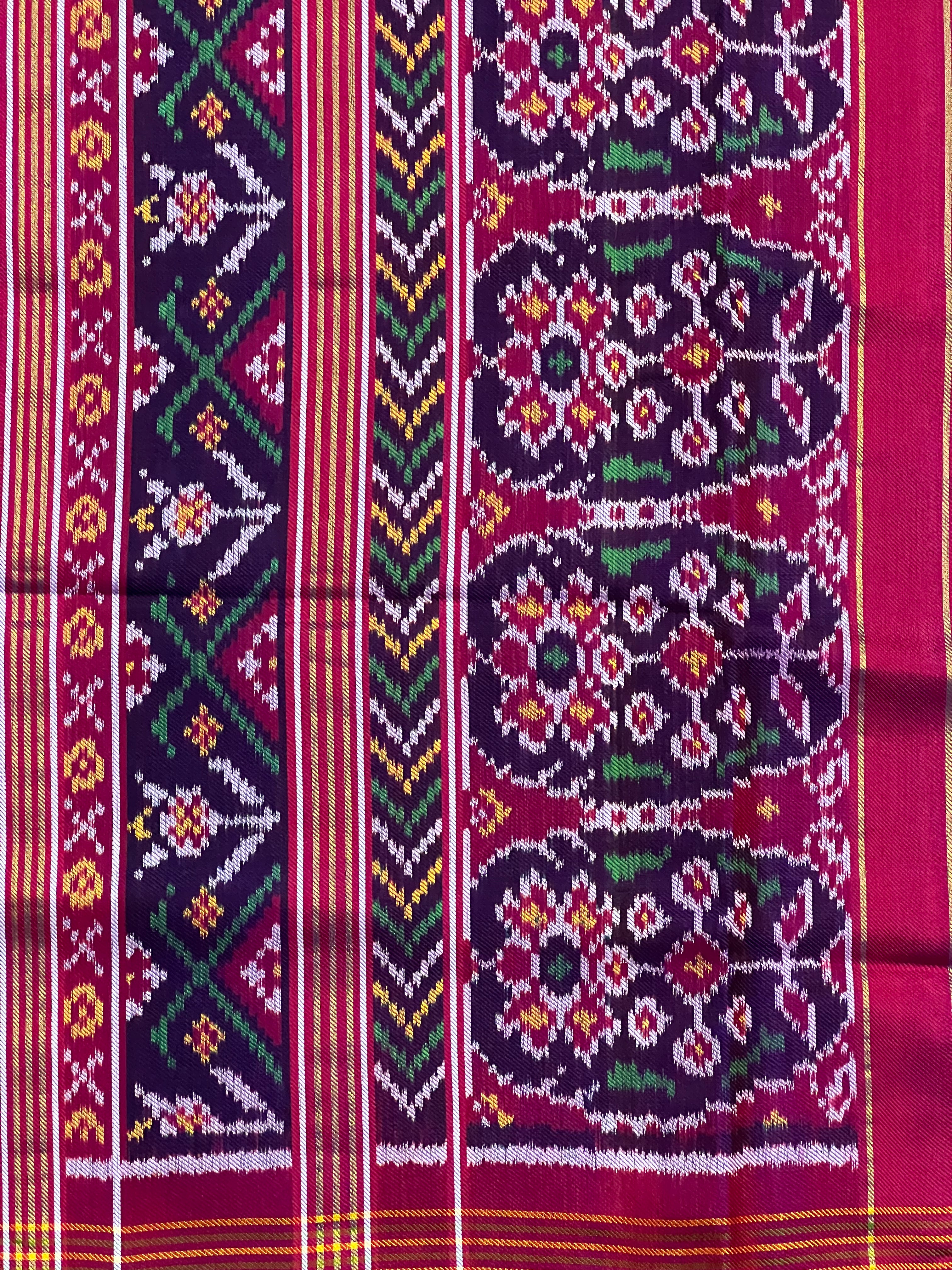Handwoven Patola Silk Saree Twill Weaving  Star Motif